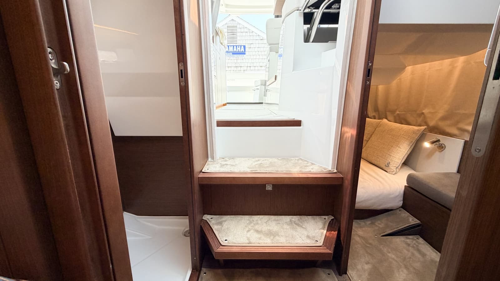2027 Beneteau Antares 9 - Photo 16