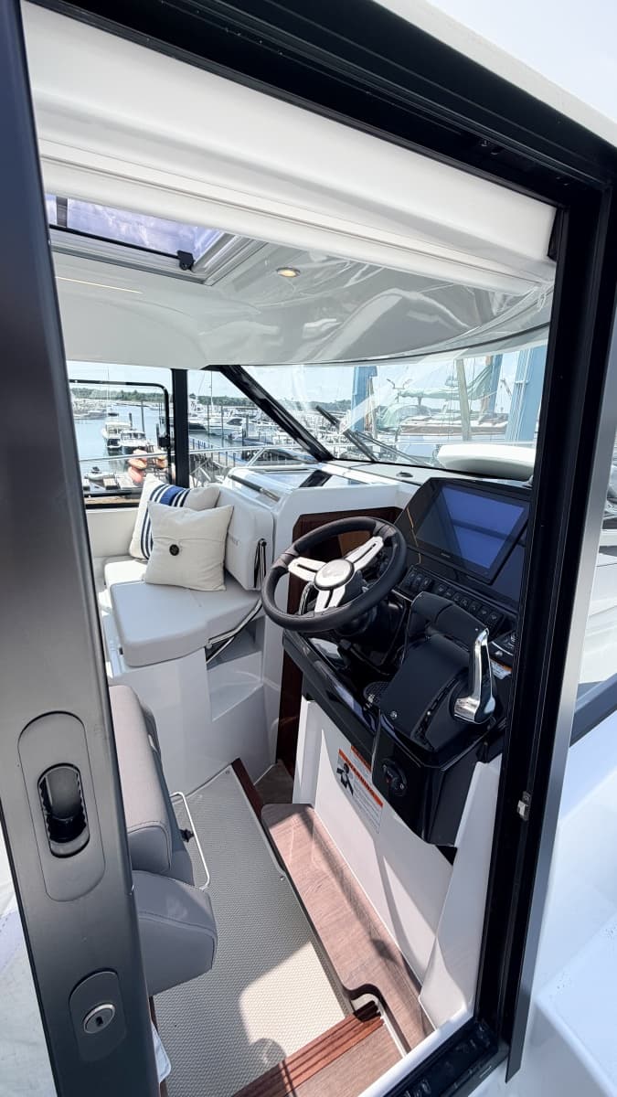 2027 Beneteau Antares 9 - Photo 10