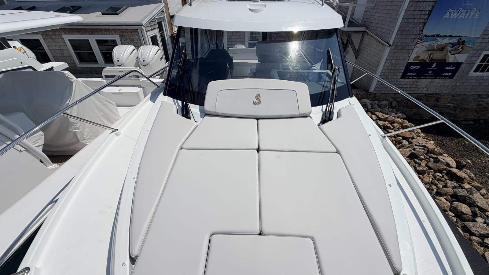 2027 Beneteau Antares 9 - Photo 21