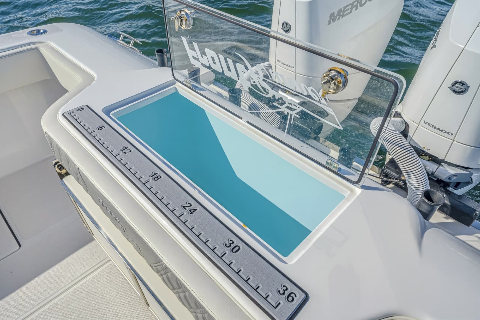 2024 Front Runner 33 - Photo 12