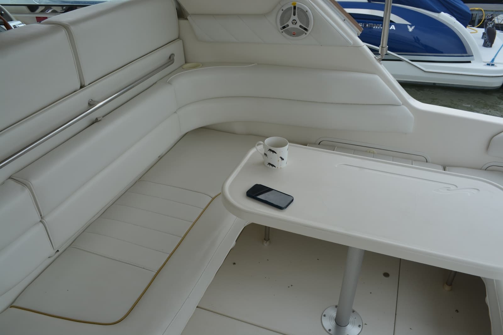 1996 Sea Ray Sundancer 370 - Photo 12