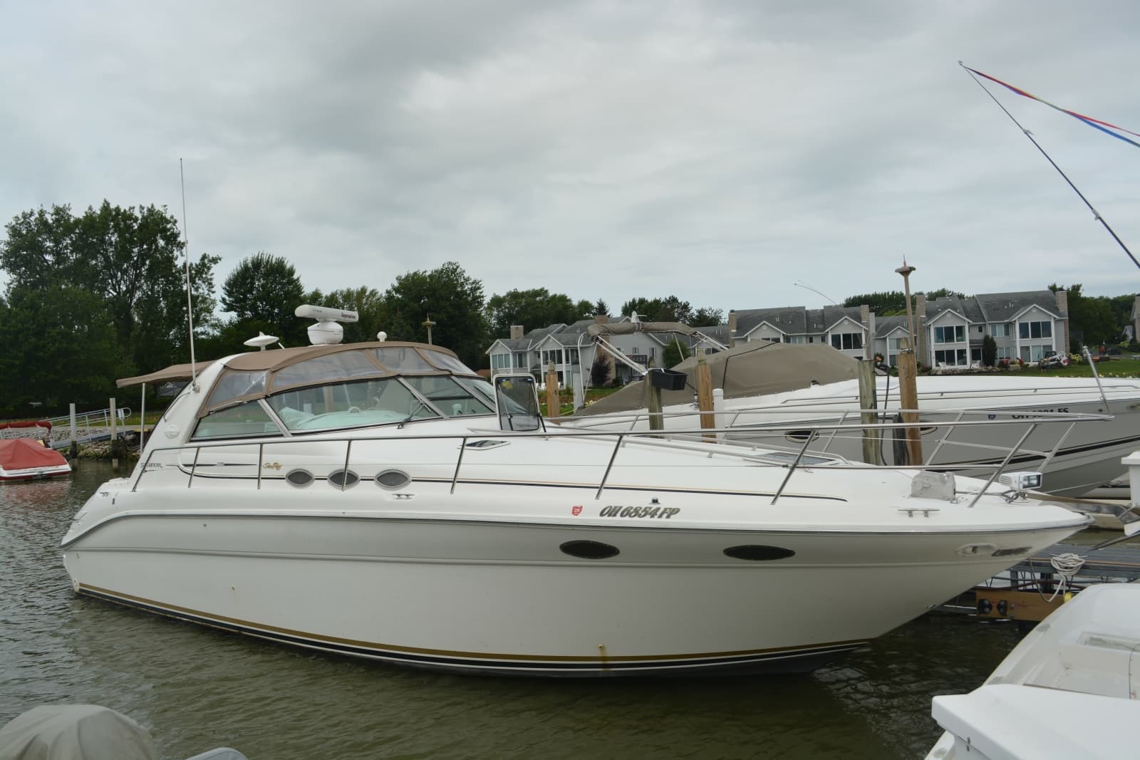 1996 Sea Ray Sundancer 370 - Photo 1