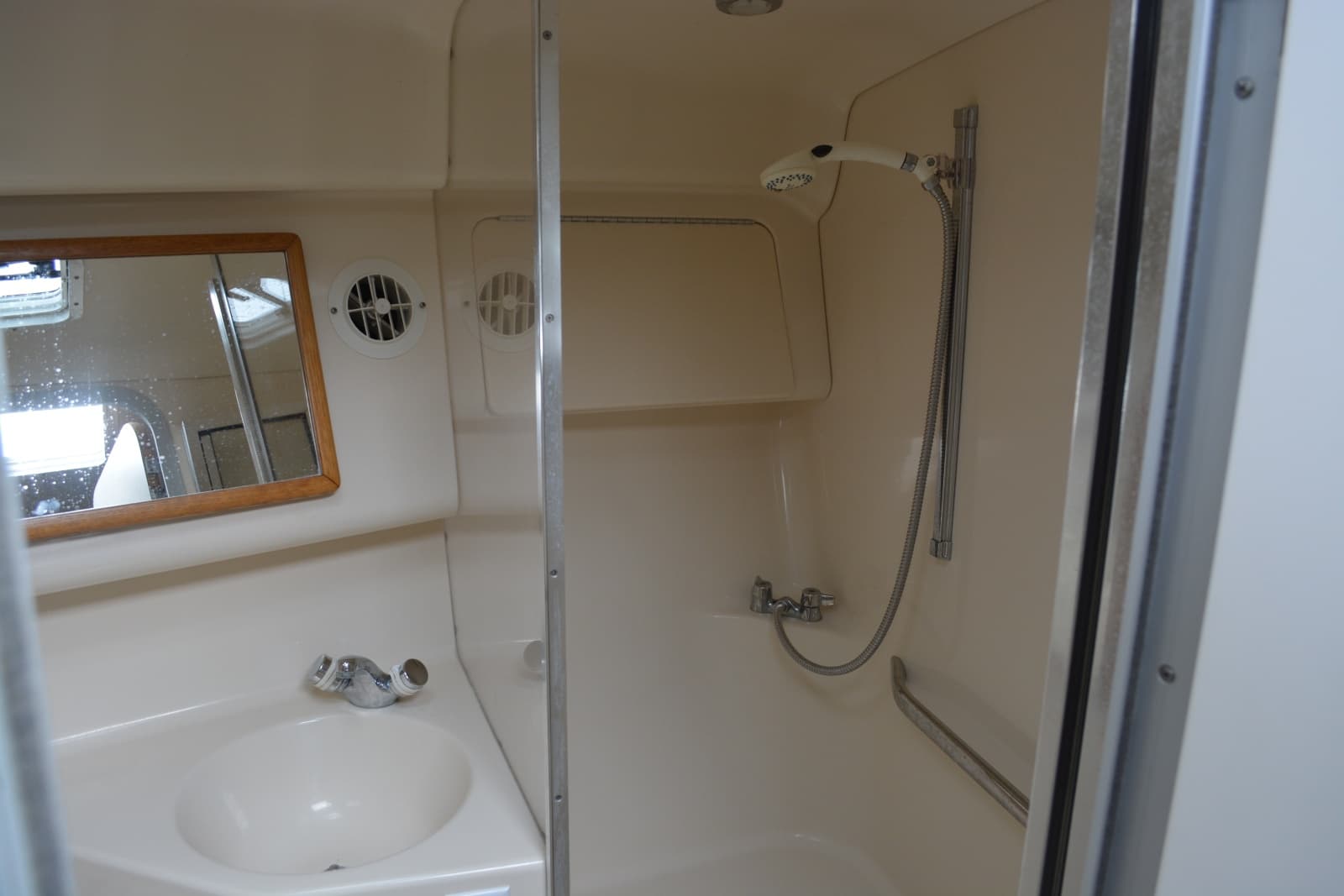 1996 Sea Ray Sundancer 370 - Photo 24