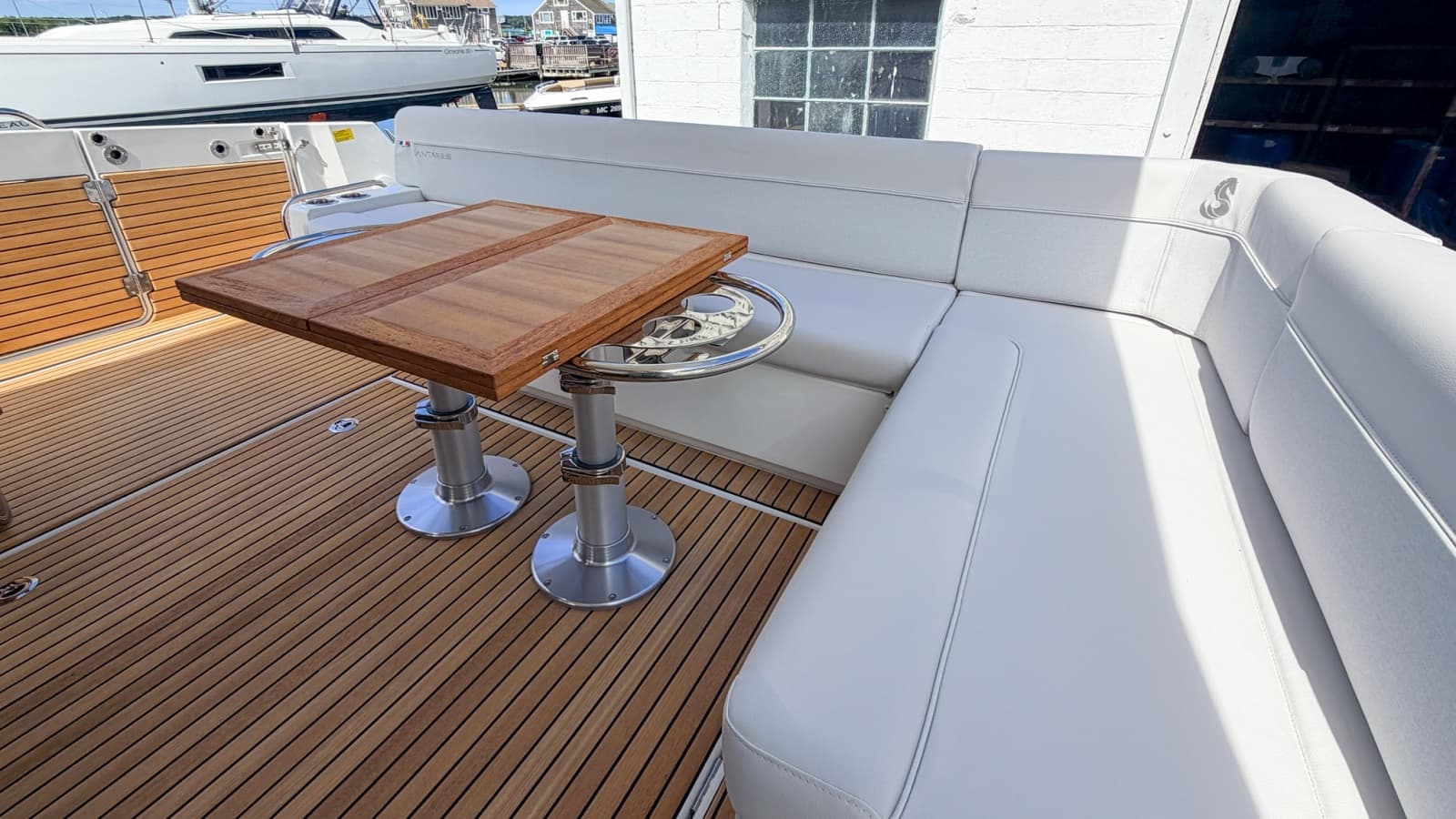 2027 Beneteau Antares 12 Fly - Photo 13