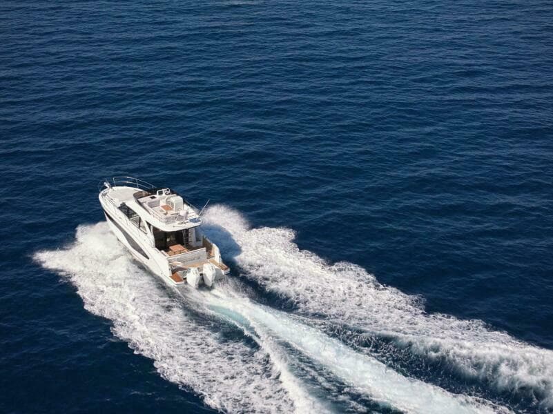 2027 Beneteau Antares 12 Fly - Photo 13