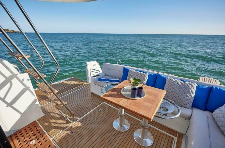 2027 Beneteau Antares 12 Fly - Photo 4