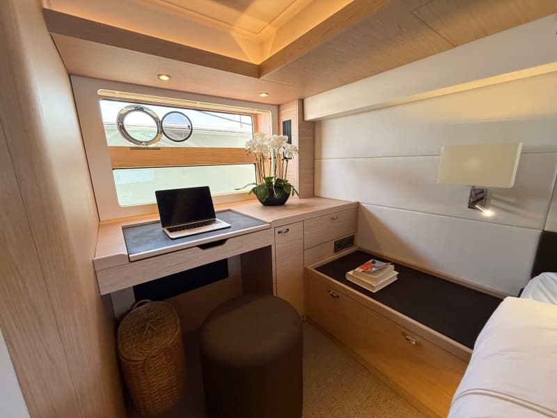 2026 Beneteau Swift Trawler 54 - Photo 16