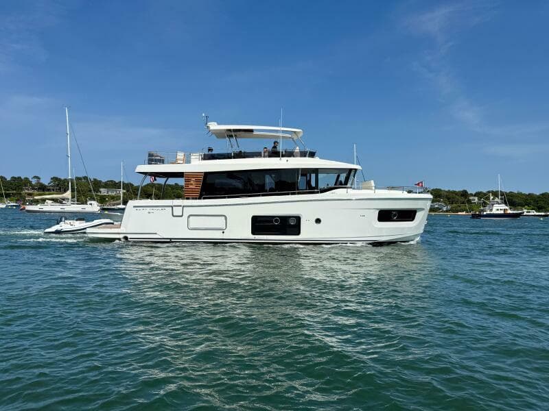 2026 Beneteau Swift Trawler 54 - Photo 4