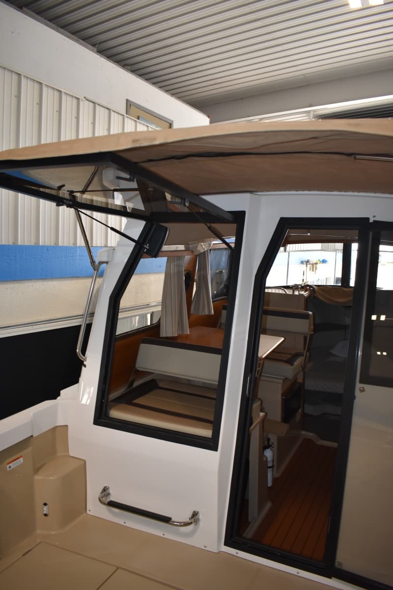 2019 Ranger Tugs R23 - Photo 17