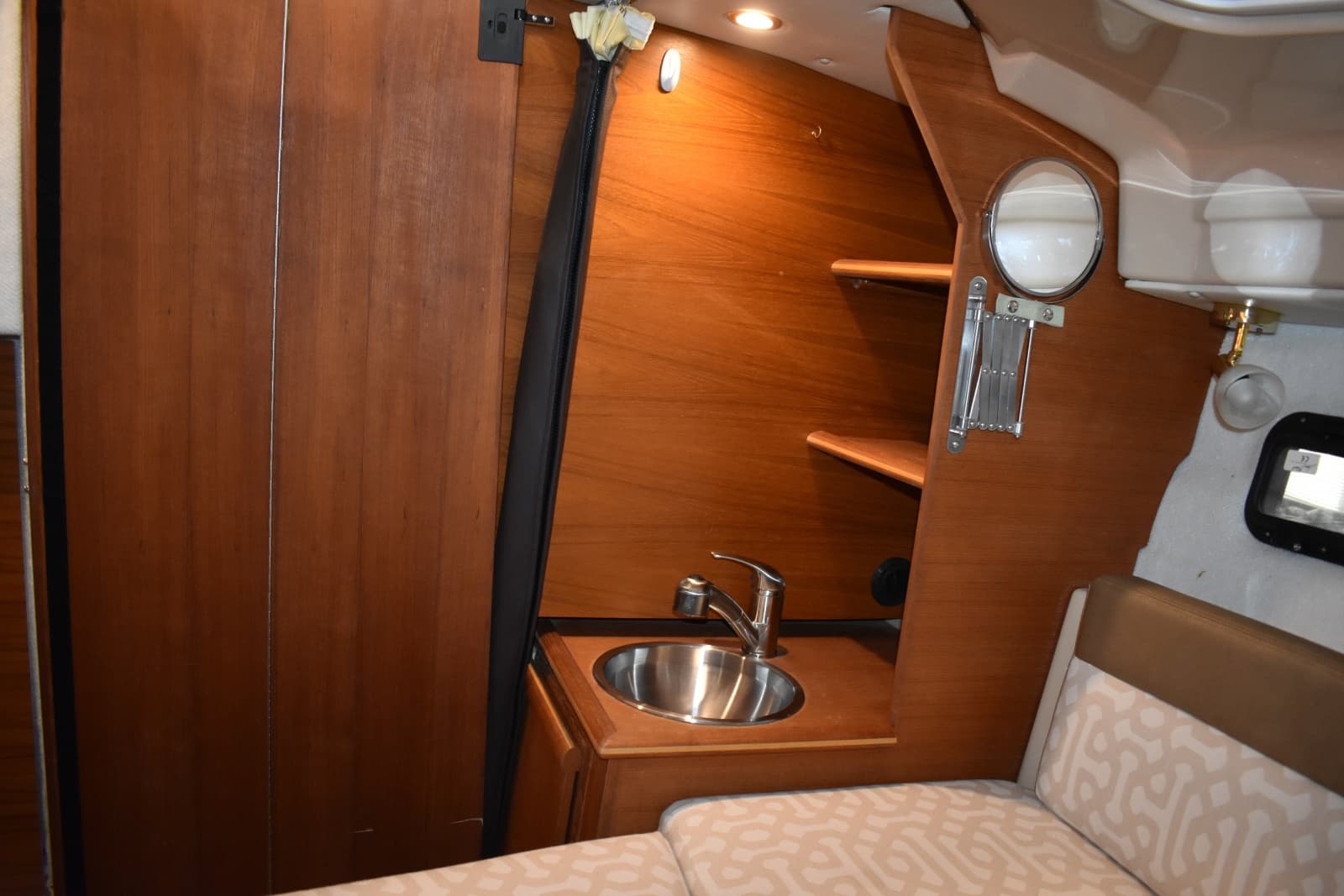 2019 Ranger Tugs R23 - Photo 39