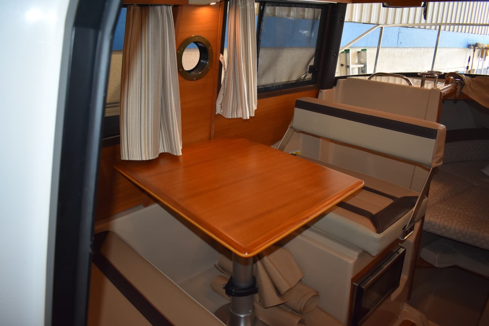 2019 Ranger Tugs R23 - Photo 25