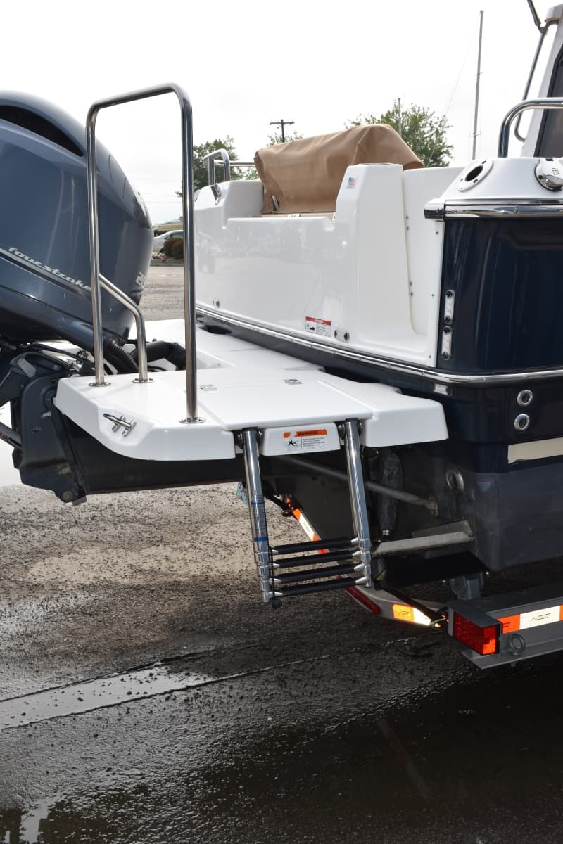 2019 Ranger Tugs R23 - Photo 11
