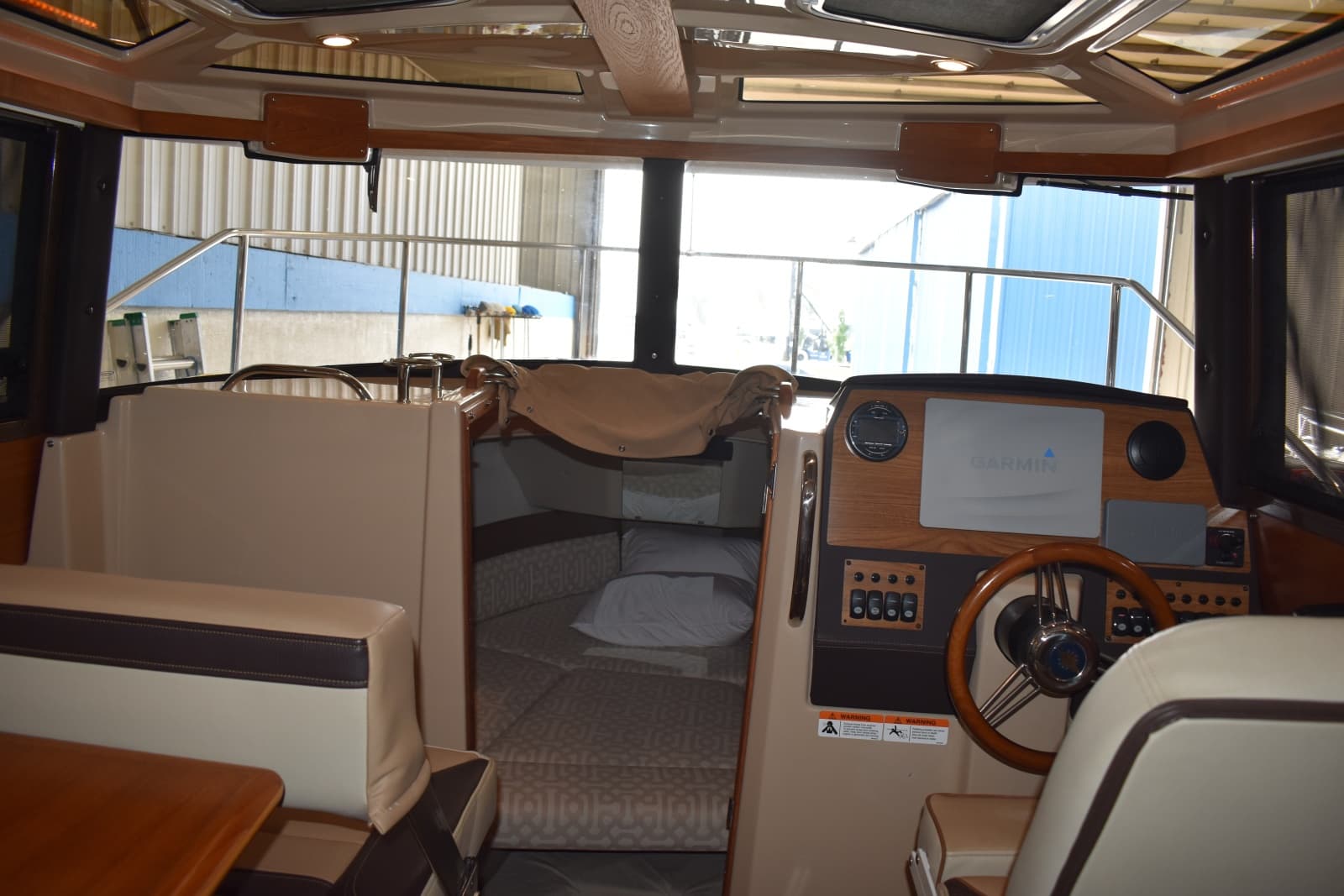 2019 Ranger Tugs R23 - Photo 36