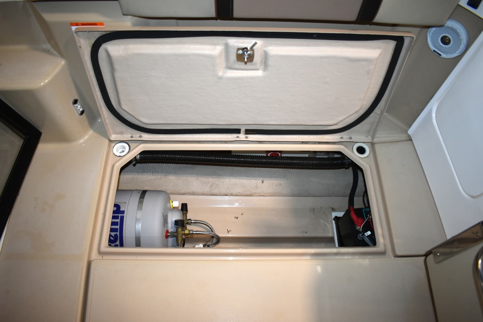 2019 Ranger Tugs R23 - Photo 21