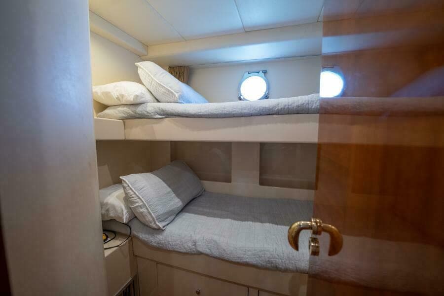 2004 Azimut 80 Carat - Photo 44