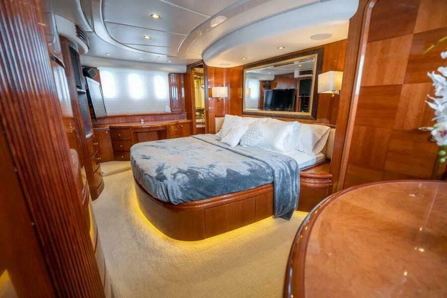 2004 Azimut 80 Carat - Photo 32