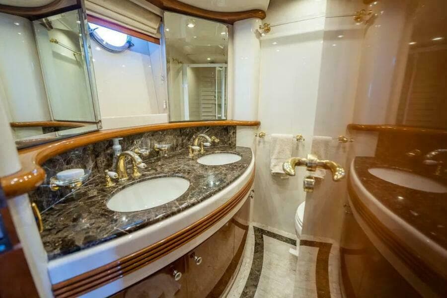 2004 Azimut 80 Carat - Photo 36