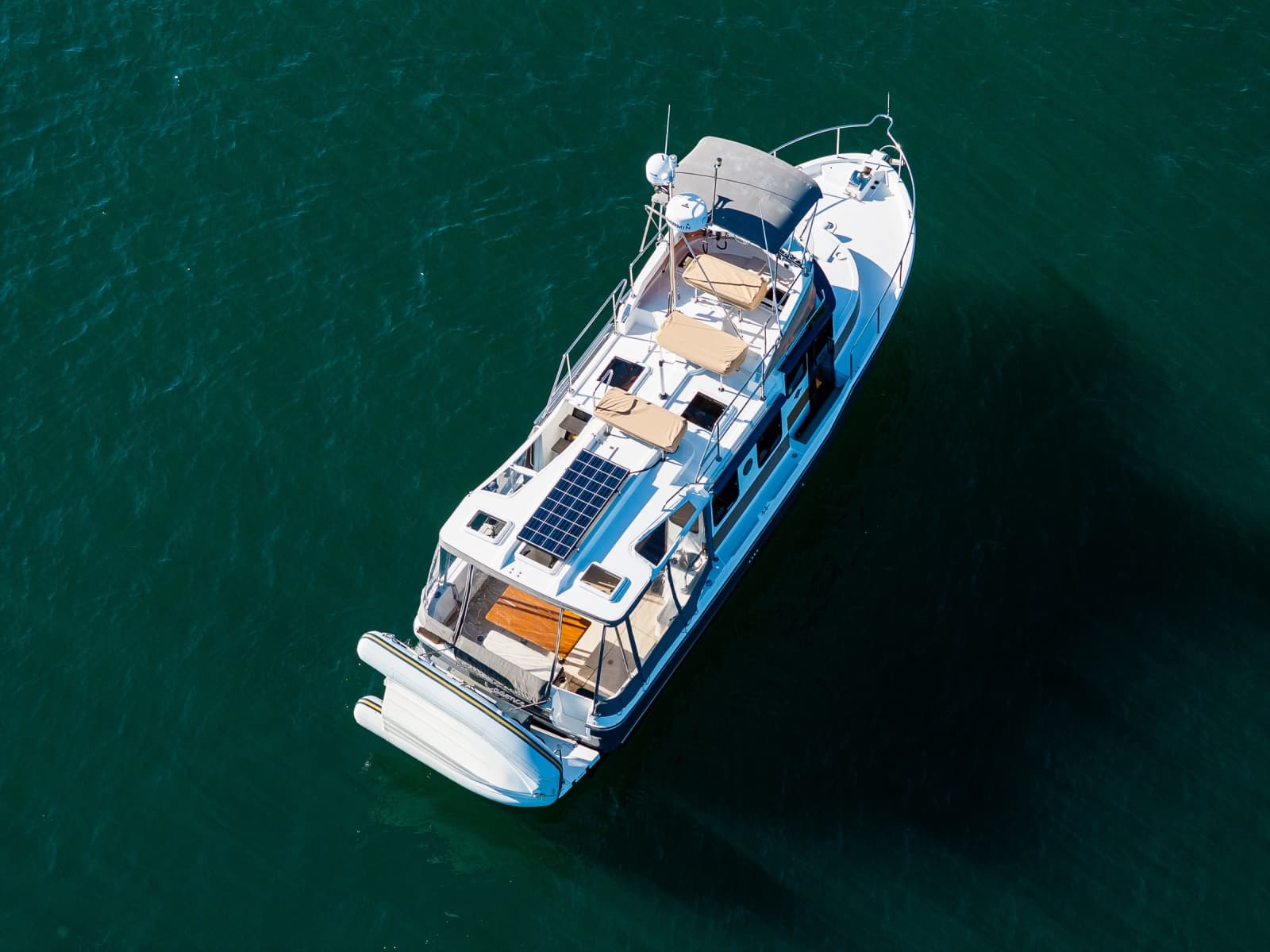 2016 Ranger Tugs R-31 CB - Photo 4
