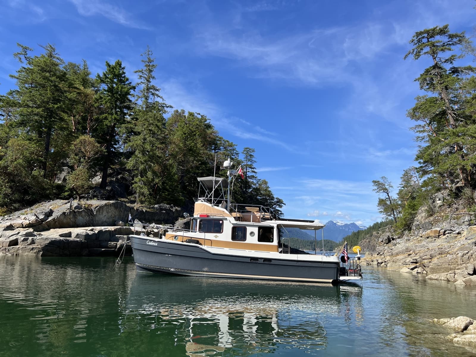 2016 Ranger Tugs R-31 CB - Photo 4
