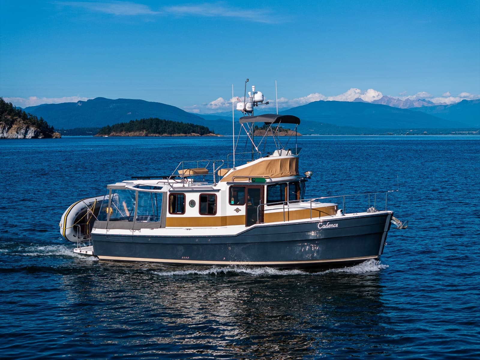 2016 Ranger Tugs R-31 CB - Photo 1
