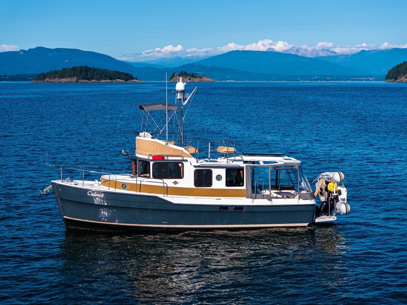 2016 Ranger Tugs R-31 CB - Photo 5
