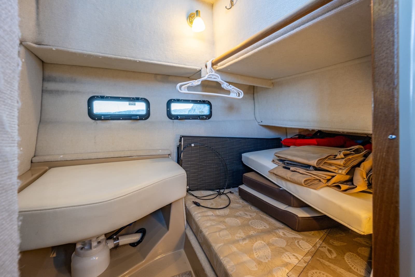 2016 Ranger Tugs R-31 CB - Photo 25