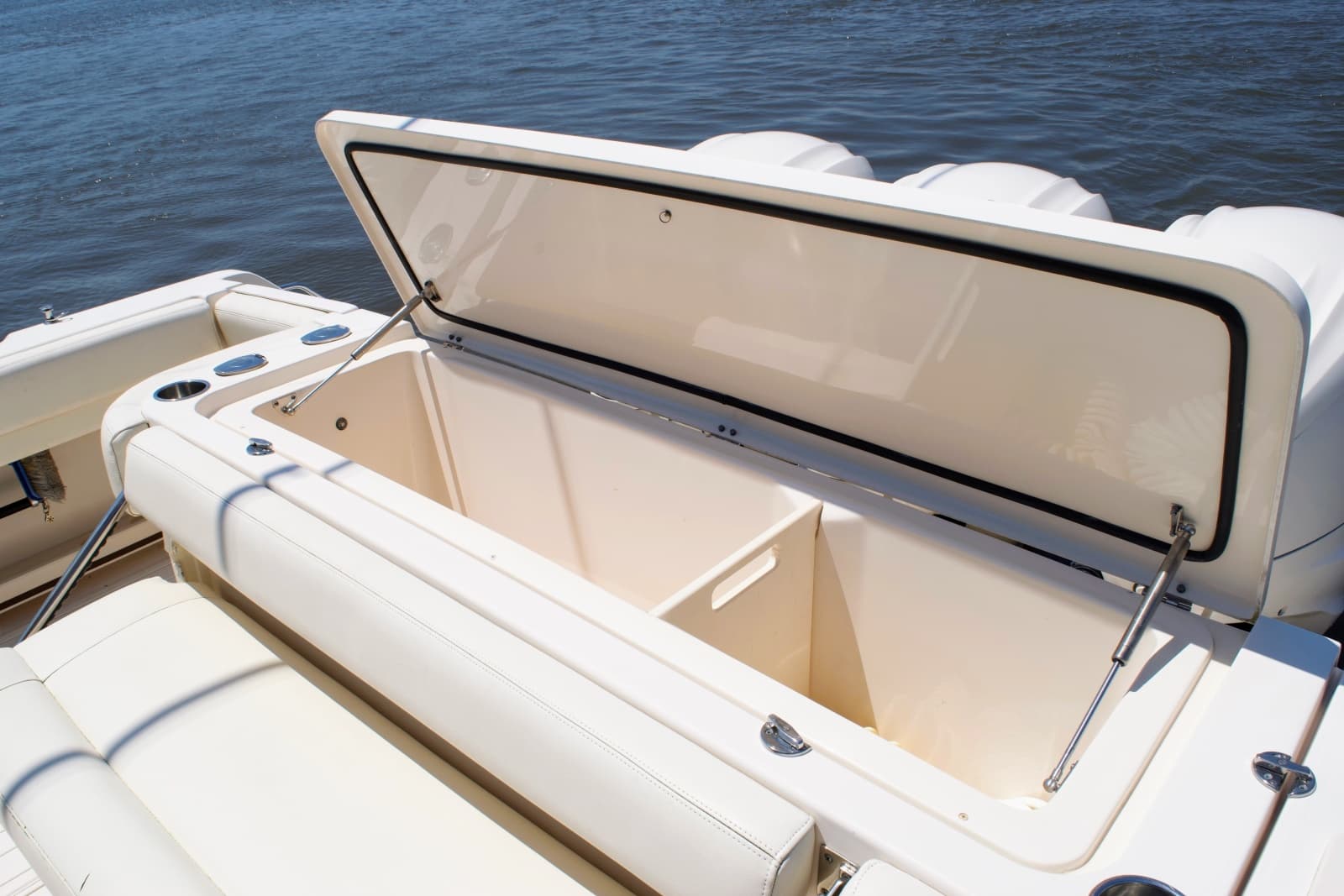 2020 Grady-White 370 Express - Photo 24