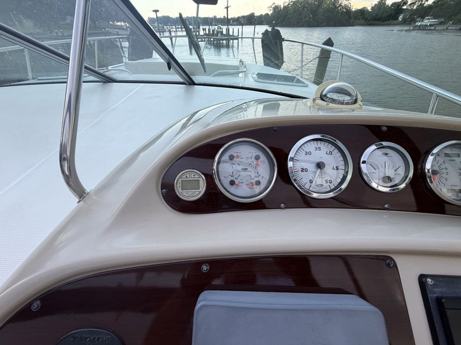 2004 Chaparral Signature 350 - Photo 21