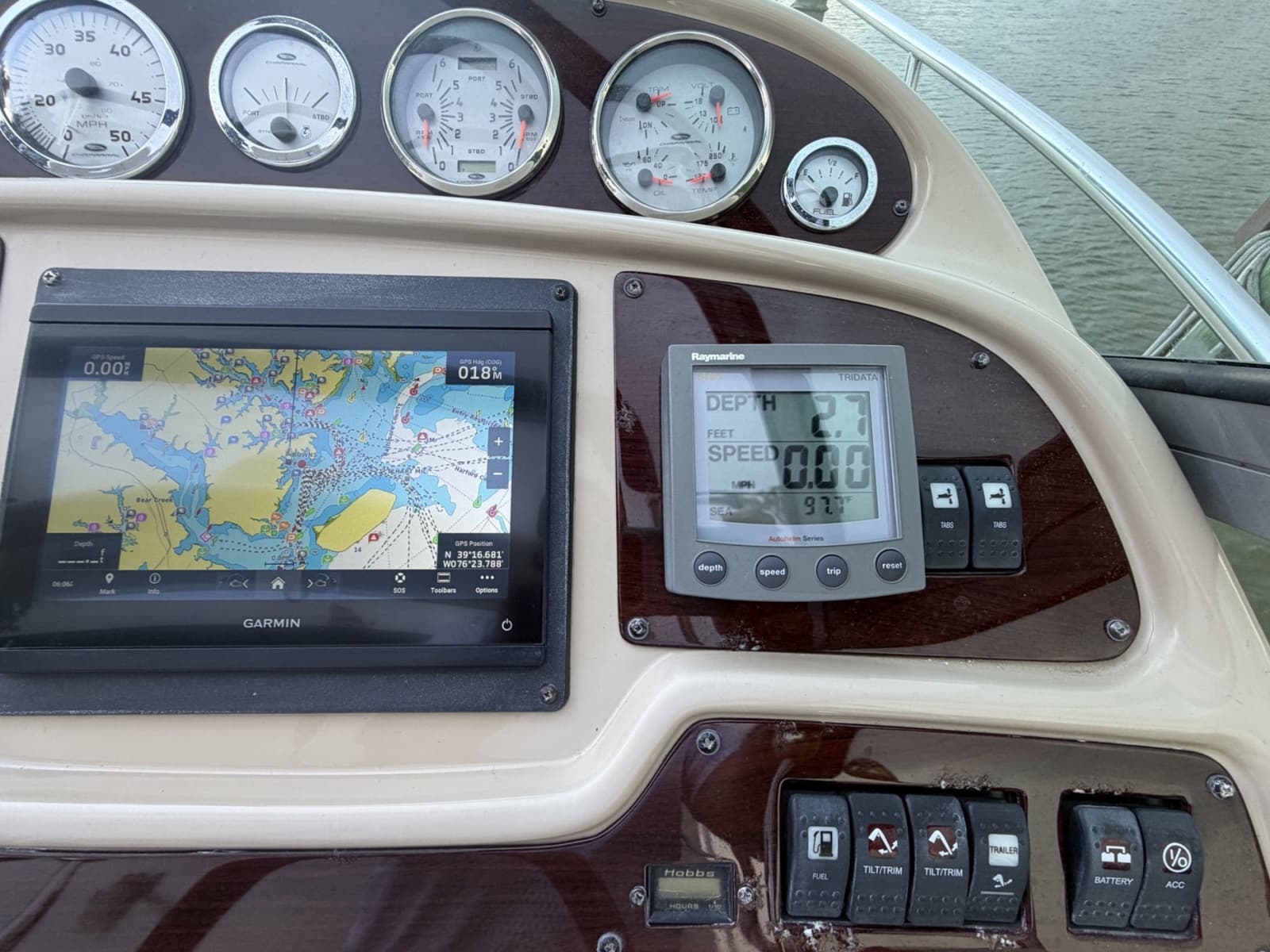 2004 Chaparral Signature 350 - Photo 23