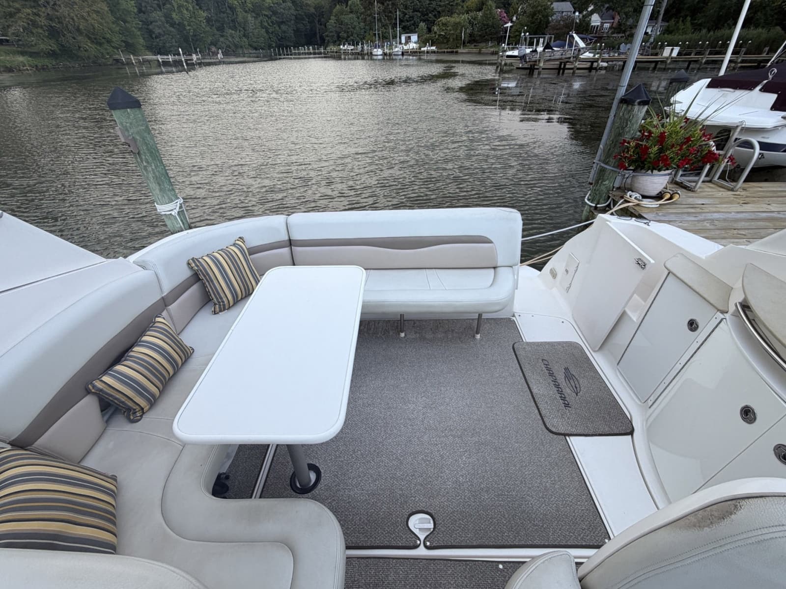 2004 Chaparral Signature 350 - Photo 15