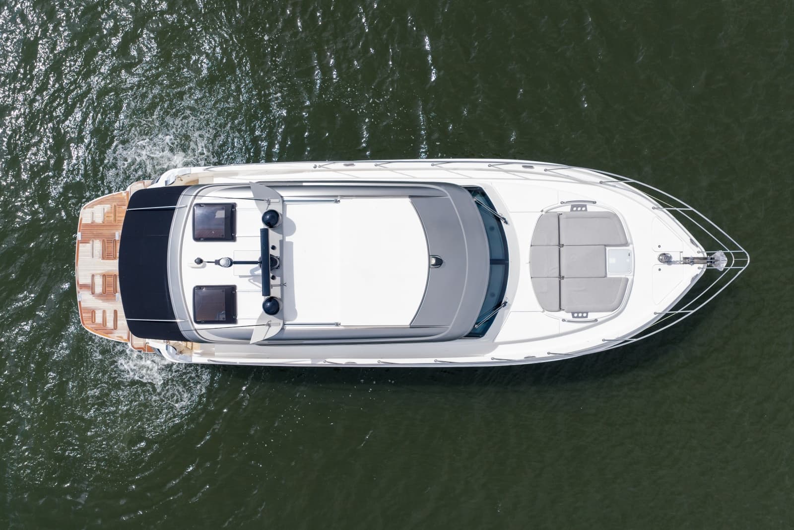 2023 Riviera 4600 Sport Yacht - Photo 14