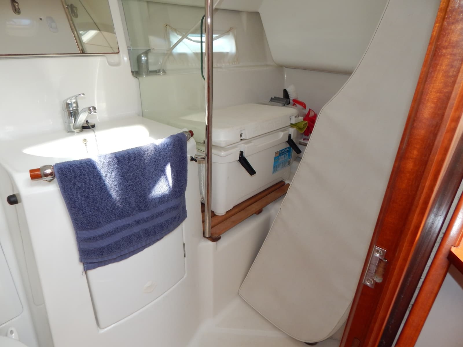 2005 Beneteau 373 - Photo 15