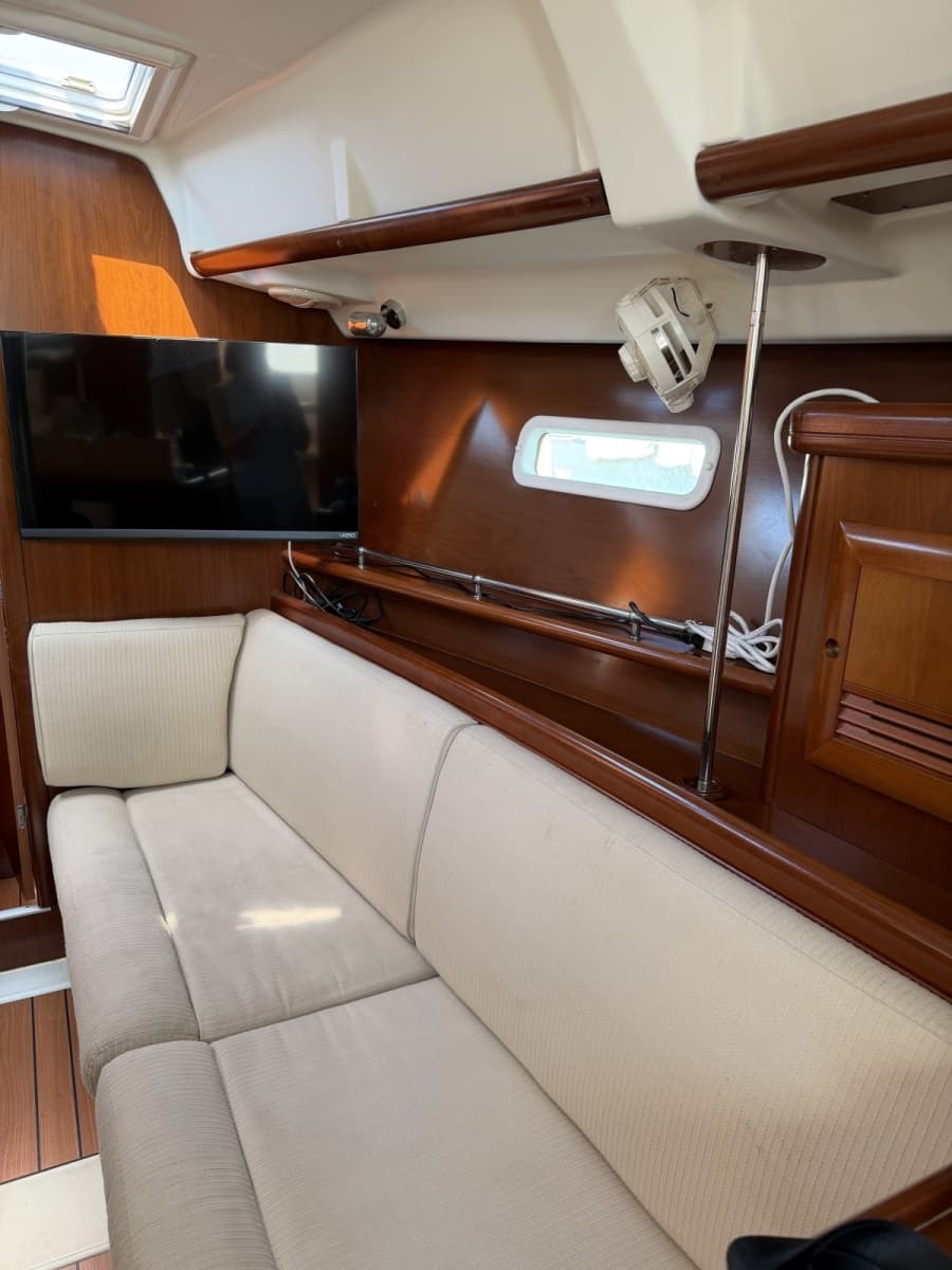 2005 Beneteau 373 - Photo 7