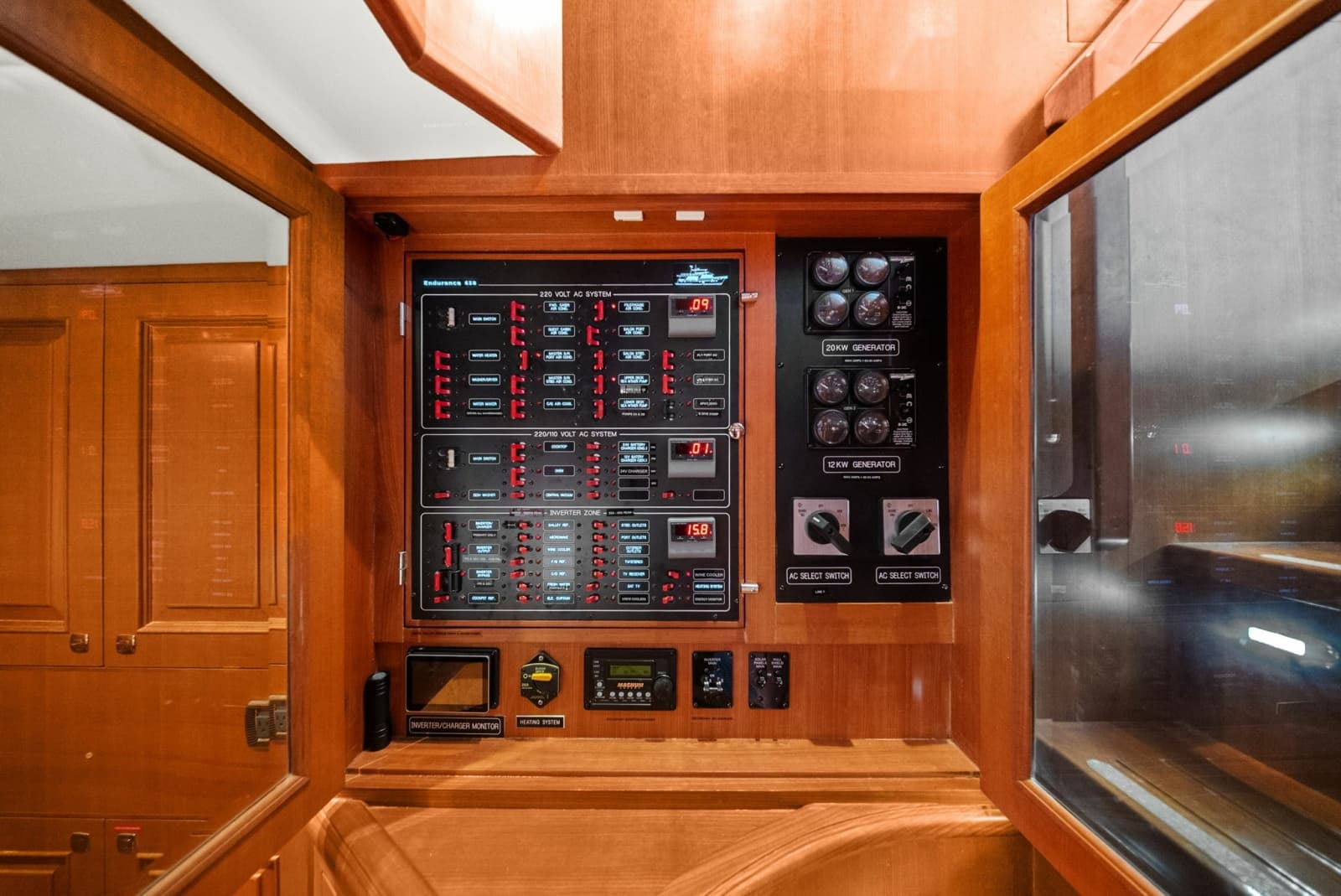 2015 Hampton Endurance 658 - Photo 48