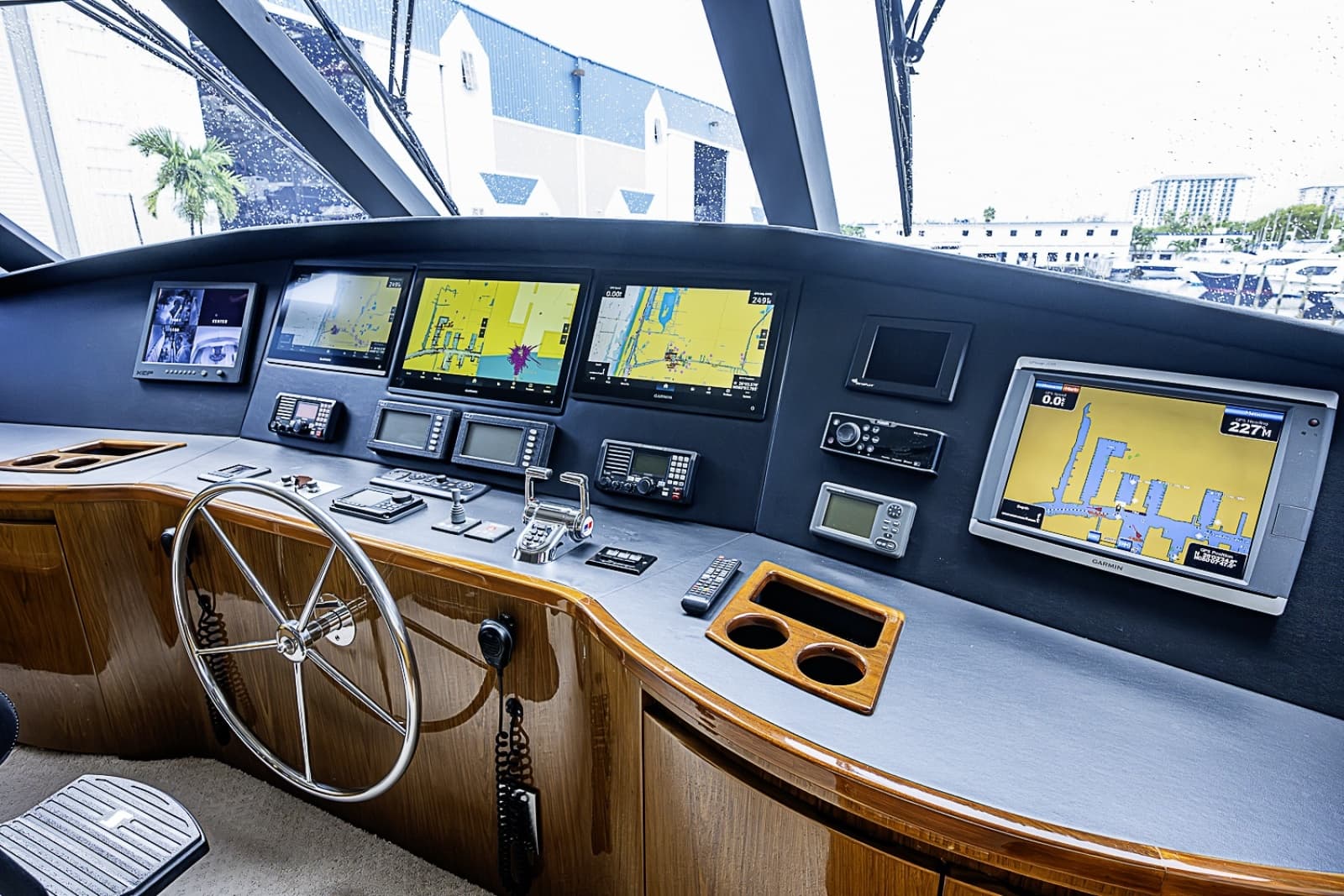 2011 Viking 76 Enclosed Bridge - Photo 46
