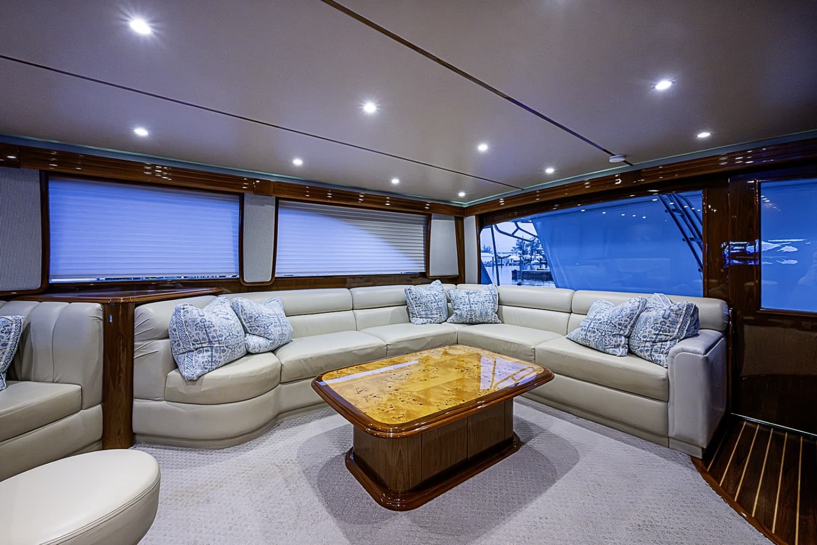 2011 Viking 76 Enclosed Bridge - Photo 8