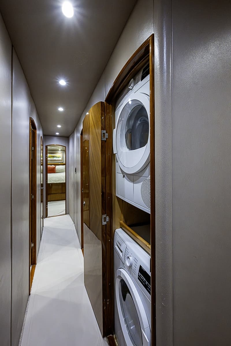 2011 Viking 76 Enclosed Bridge - Photo 75