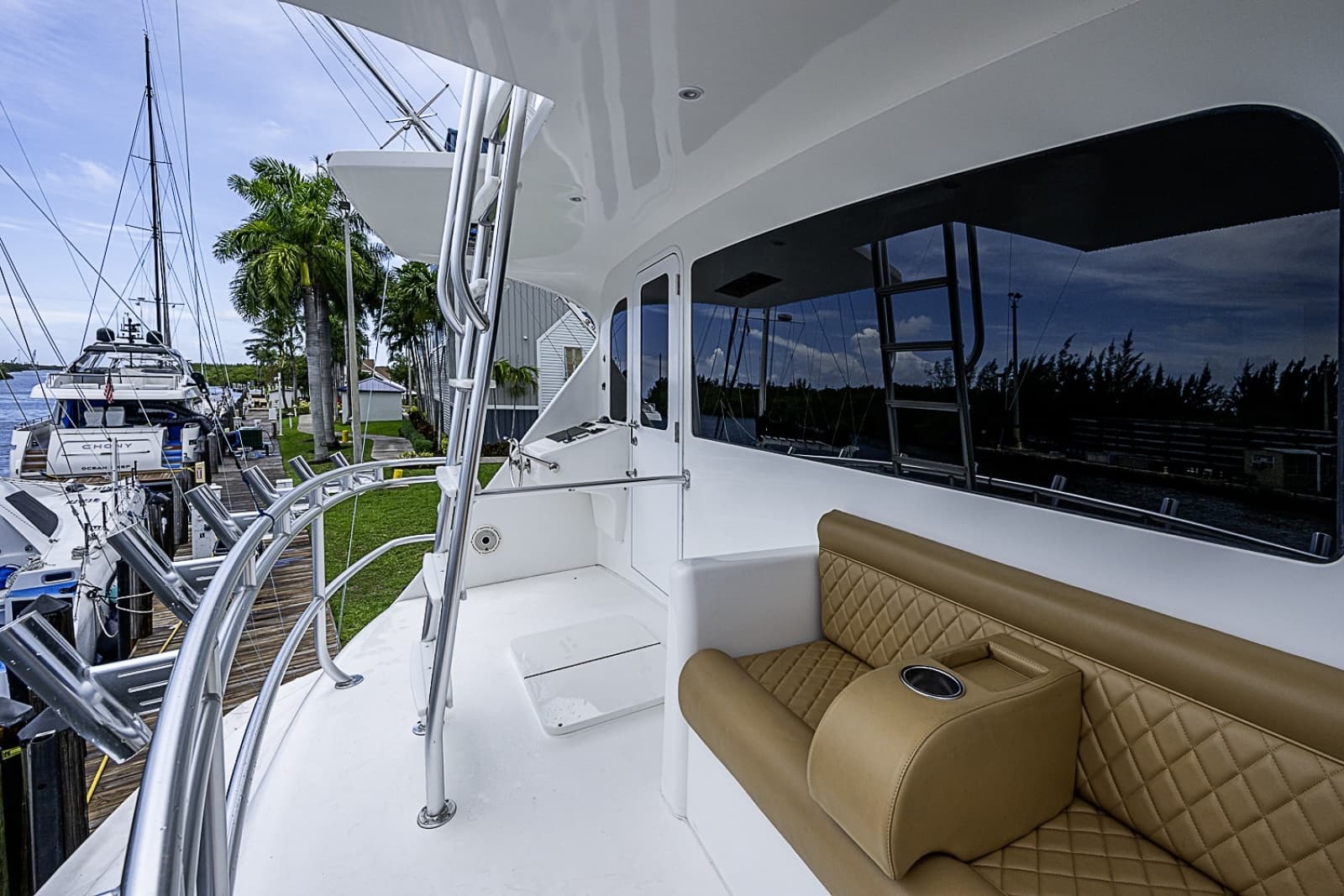2011 Viking 76 Enclosed Bridge - Photo 2