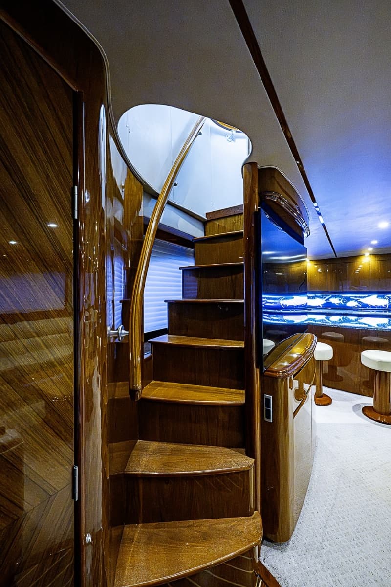 2011 Viking 76 Enclosed Bridge - Photo 30