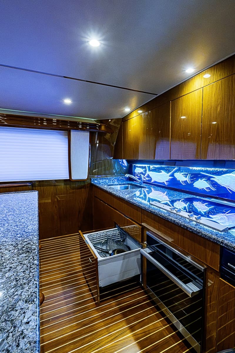 2011 Viking 76 Enclosed Bridge - Photo 23