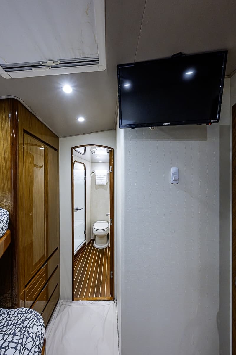 2011 Viking 76 Enclosed Bridge - Photo 57