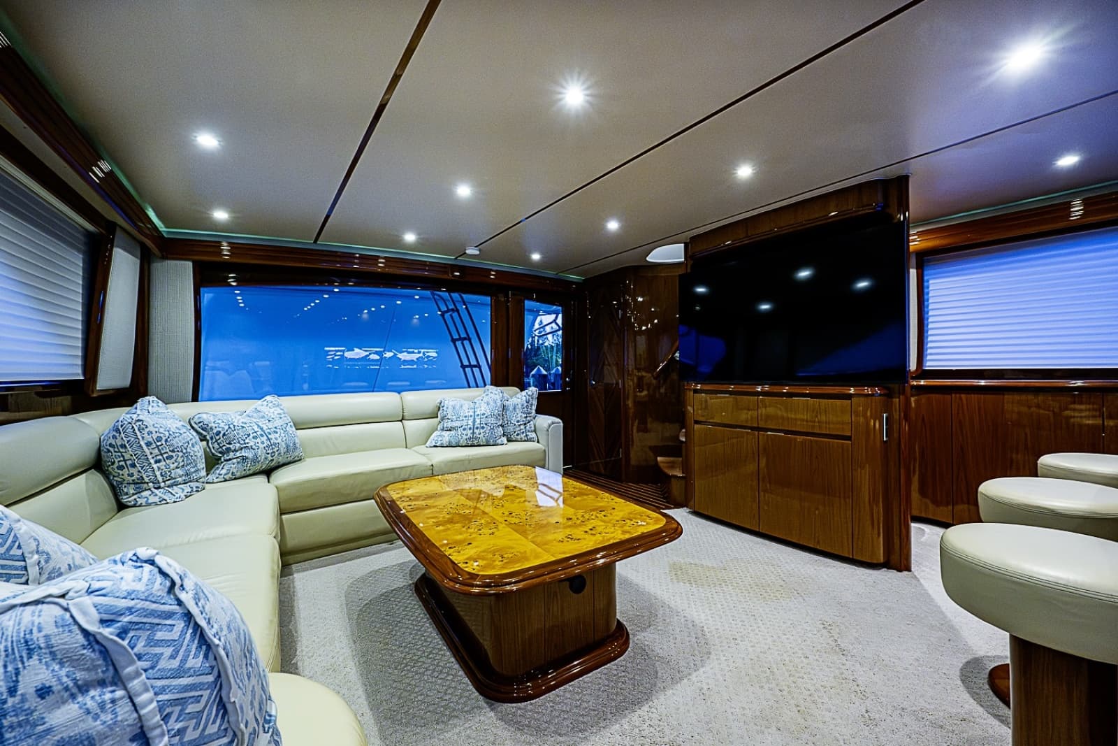 2011 Viking 76 Enclosed Bridge - Photo 10