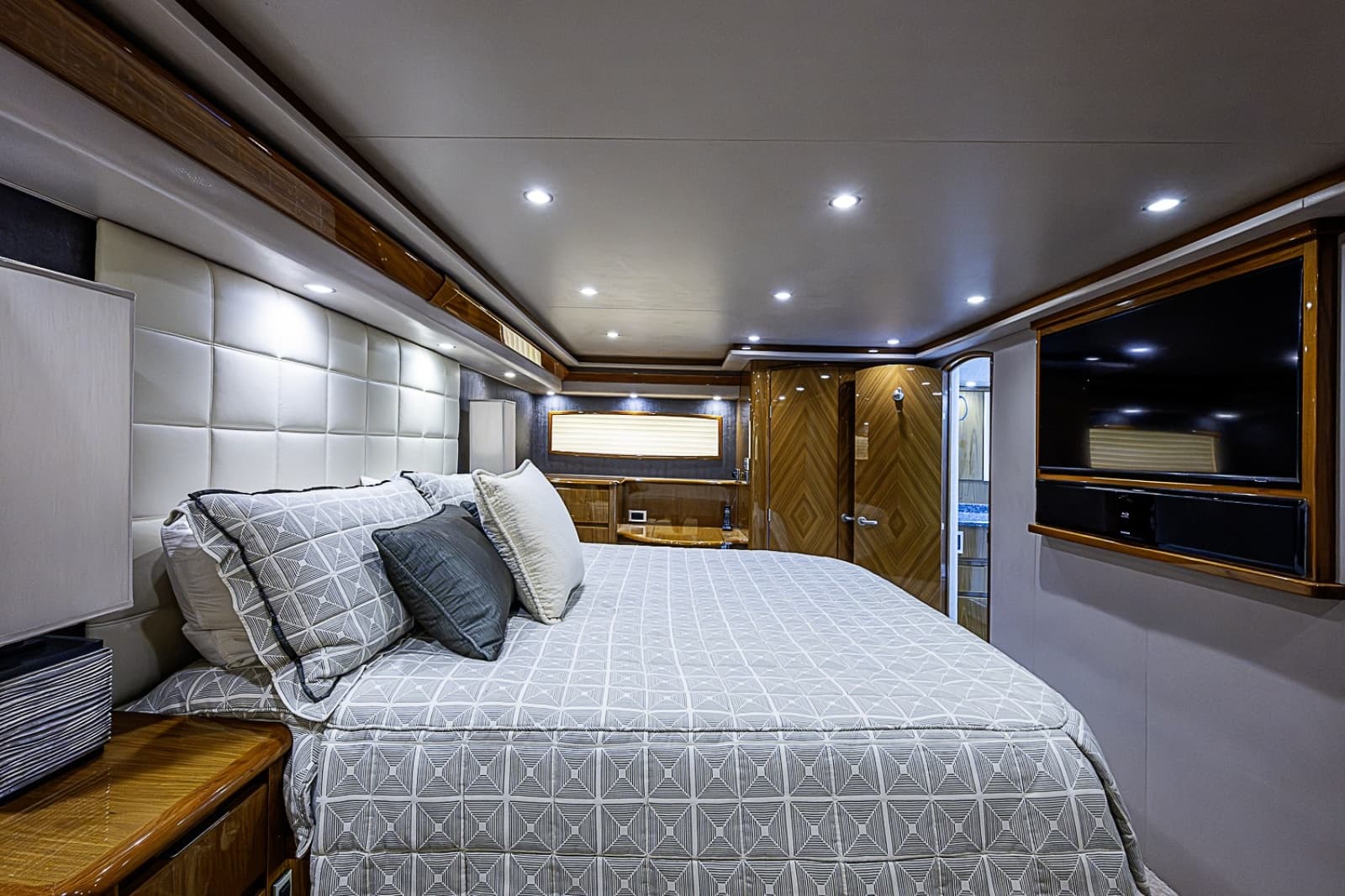 2011 Viking 76 Enclosed Bridge - Photo 81