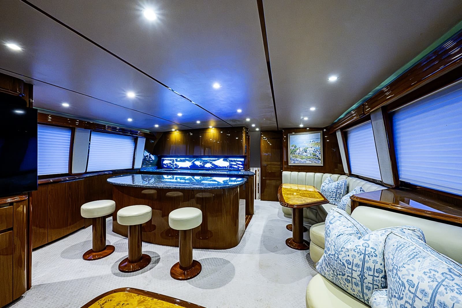 2011 Viking 76 Enclosed Bridge - Photo 18