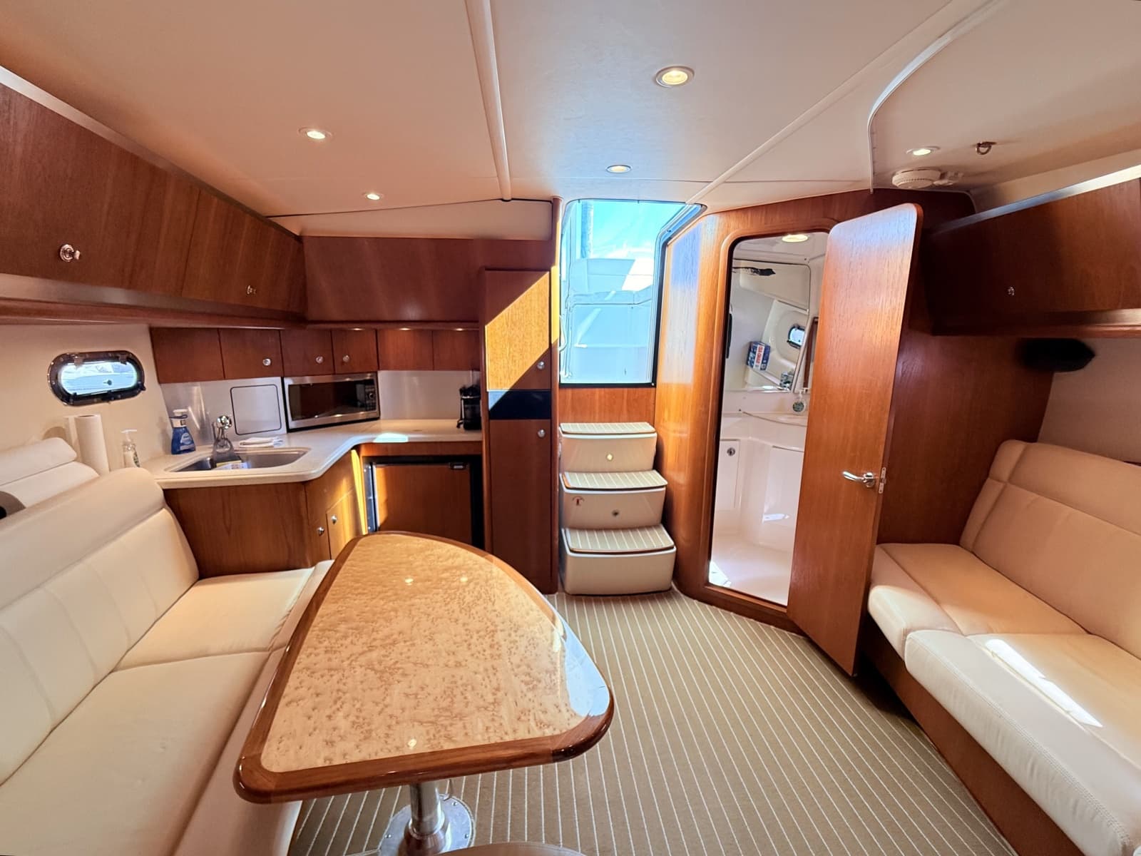 2007 Tiara Yachts 3600 Sovran - Photo 24