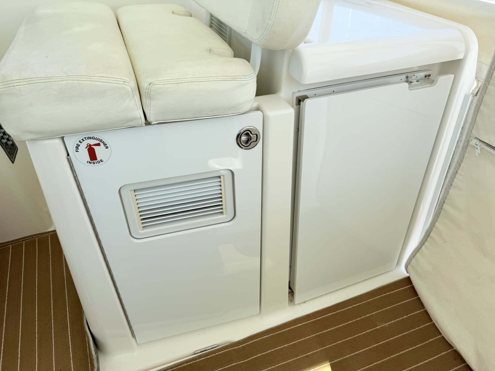 2007 Tiara Yachts 3600 Sovran - Photo 15