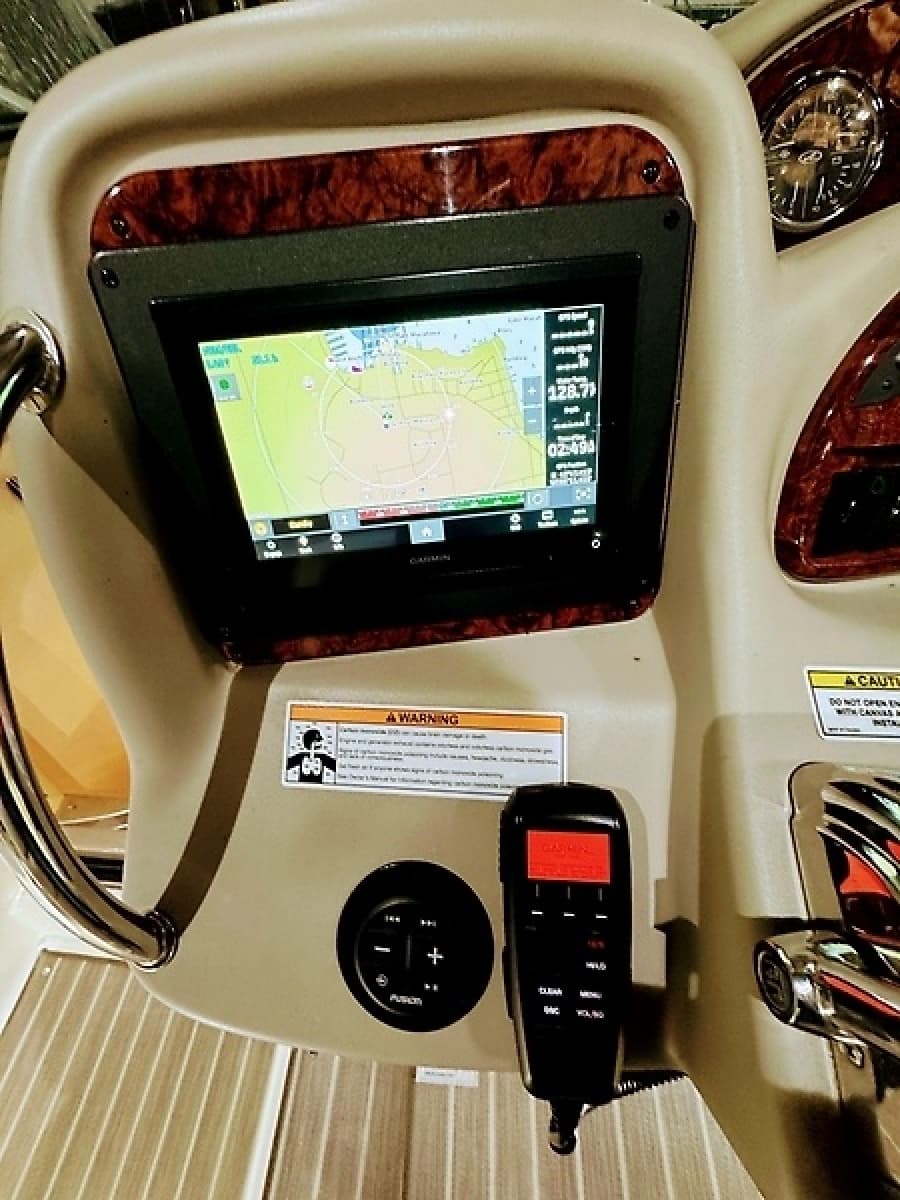2007 Sea Ray 320 Sundancer - Photo 24
