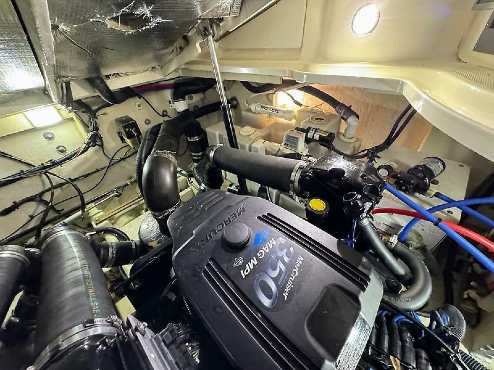 2007 Sea Ray 320 Sundancer - Photo 34