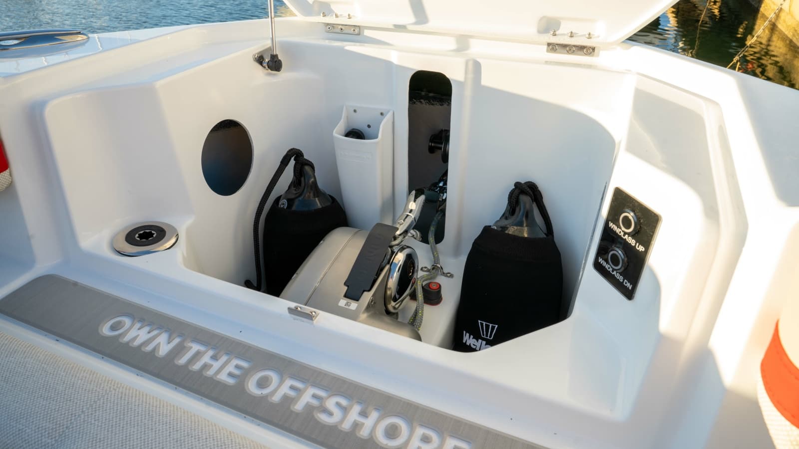 2027 Wellcraft 28 T-Top - Photo 13