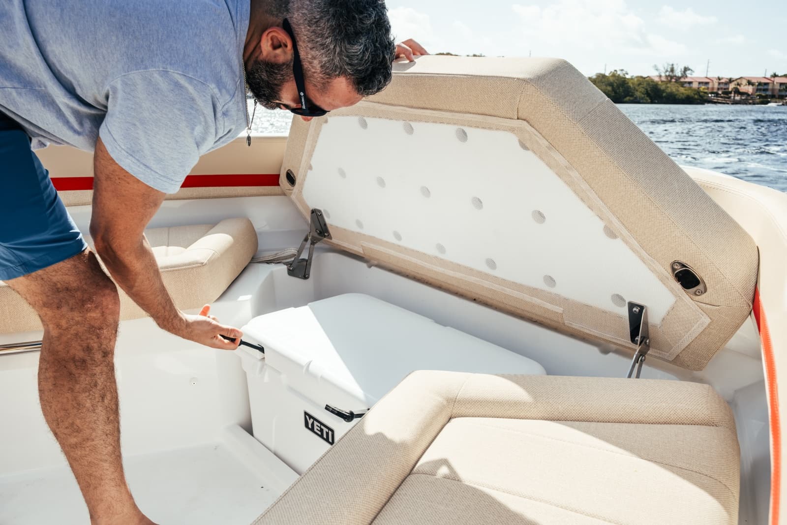 2027 Wellcraft 28 T-Top - Photo 4